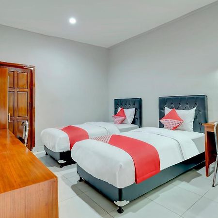 Oyo 90089 Hotel Satria Syariah Denpasar Eksteriør billede