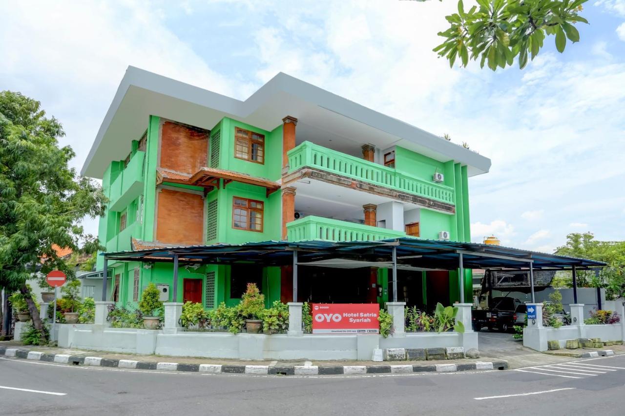 Oyo 90089 Hotel Satria Syariah Denpasar Eksteriør billede