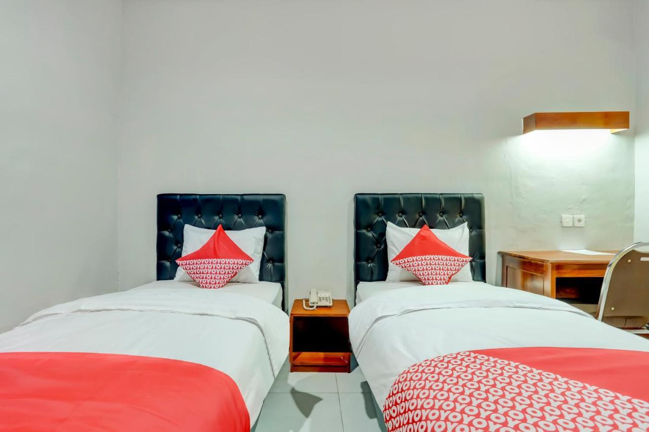 Oyo 90089 Hotel Satria Syariah Denpasar Eksteriør billede