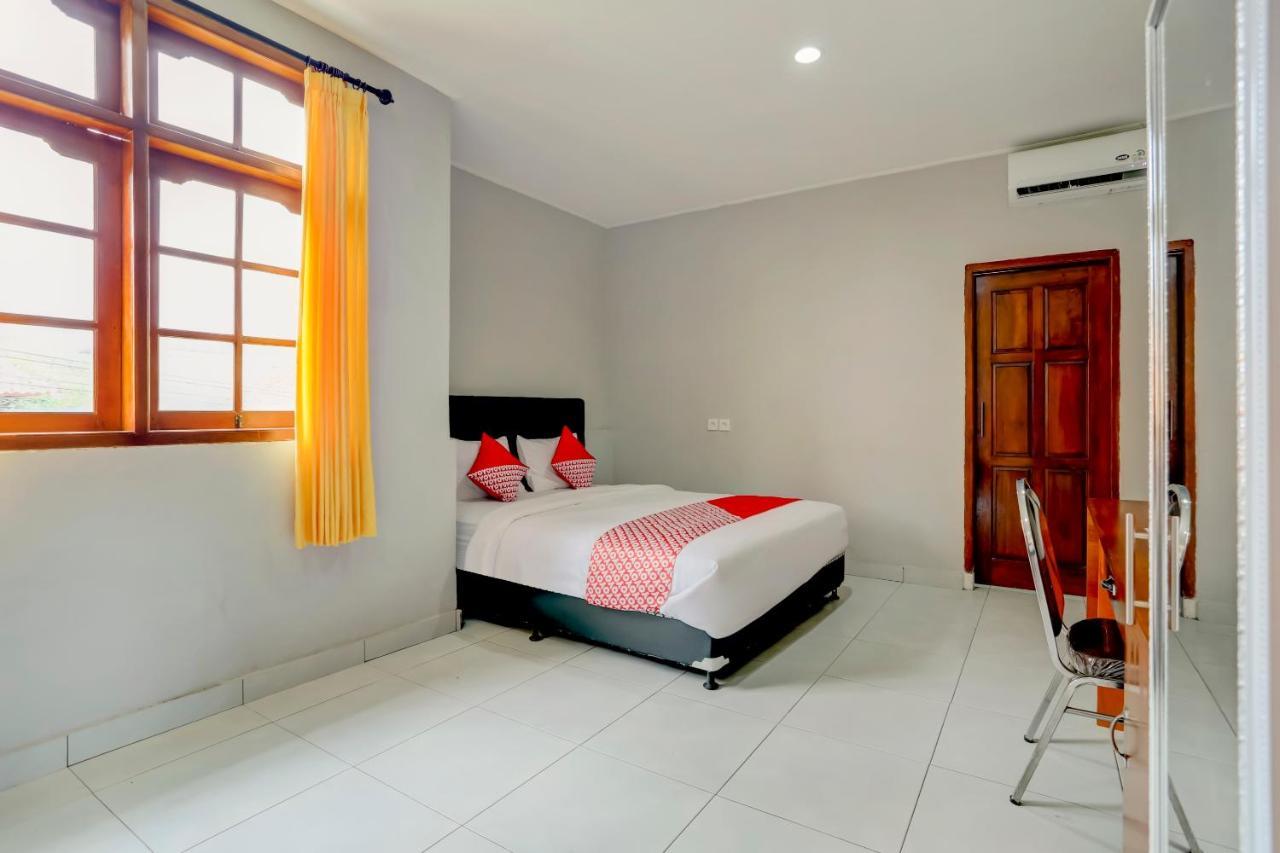 Oyo 90089 Hotel Satria Syariah Denpasar Eksteriør billede